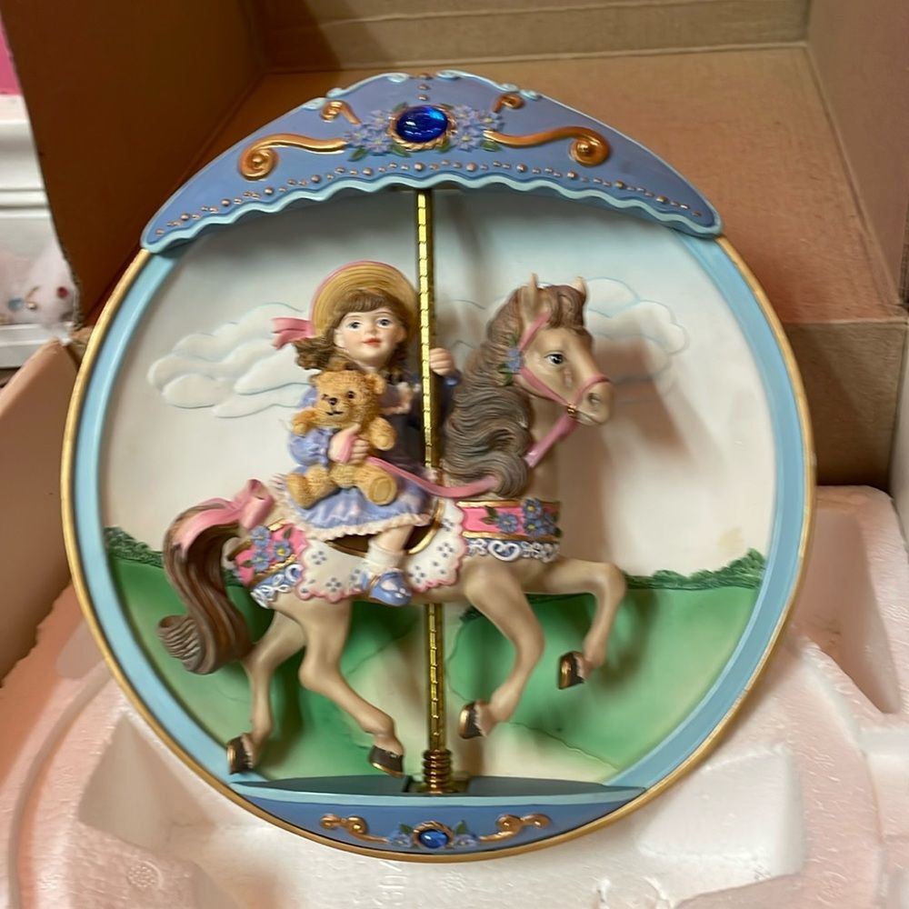 Vintage 1994 3D The Bradford Exchange “Carousal Dreams” “When I Grow Up” Musical